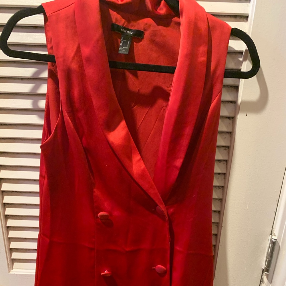 Satin red dress with buttons